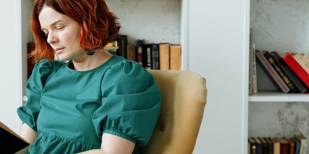 This article explains why Liane Moriarty's blend of wit and emotional depth remains a go‑to for readers in 2026 and uses her work as a jumping‑off point to reco...